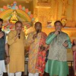 Lucknow News: मैं गाऊं तो वो आने को मजबूर हो जाए…