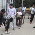 यूपी:एसआई भर्ती परीक्षा में उतारे गए कलावा, महिलाओं से निकलवाया गया मंगलसूत्र; भर्ती बोर्ड हुआ सख्त – Up: Kalava (sacred Thread) Removed During Si Recruitment Exam, Women Forced To Remove Mangalsutra; Recruitment