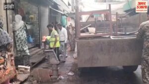 नगर निगम प्रशासन ने बड़ा बाजार में अतिक्रमण के खिलाफ चलाया अभियान