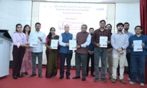 Lucknow News: पौधे भले ही बोलते नहीं, लेकिन आसपास के बदलावों पर देते हैं प्रतिक्रिया