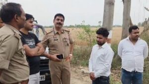 Up News:सराफा कारोबारी से दिनदहाड़े 10 लाख की लूट, कनपटी पर तमंचा सटाकर जेवरात भरा बैग ले उड़े बदमाश – Jeweler Robbed Of 10 Lakh In Broad Daylight In Ambedkarnagar Police Conducting Investigation