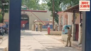 Video: भाजपा नेता आशीष उपाध्याय को रिहा होते ही सीपरी पुलिस ने किया गिरफ्तार