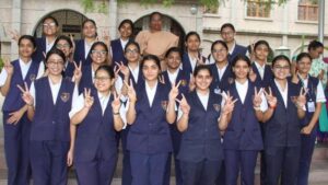 झांसी:12वीं में काव्या एवं 10वीं में आदित्य व श्वेता अव्वल, आईसीएसई परिणाम आते ही खिले विद्यार्थियों के चेहरे – Icse Board 2026: Kavya In Class 12, Aditya And Shweta In Class 10 Topped The Jhansi District.