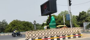 Lucknow News: फिर लगी गई ग्रीन कॉरिडोर पर पूर्व सीएम एनडी तिवारी की पत्नी की प्रतिमा