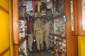 Jhansi News:सुभाष गंज में मेडिकल स्टोर में लगी आग, दवाएं जलीं – Fire Breaks Out At A Medical Store In Subhash Ganj; Medicines Gutted