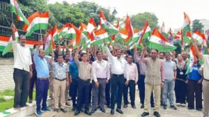 Lucknow News:स्वतंत्रता दिवस की पूर्व संध्या पर प्रमुख चौराहों व मार्गों पर विशेष रोशनी – The Pain Of Partition Reflected In The Artworks