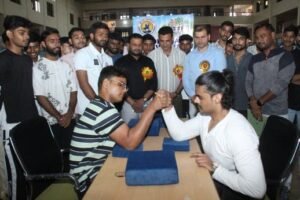 Jhansi News:पंजा कुश्ती में जीते सत्यम, आलोक, मंजीत, जन्नत और पायल प्रथम – Satyam, Alok, Manjeet, Jannat, And Payal Emerged Victorious In Arm Wrestling