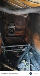 Jalaun News:चूल्हे की चिंगारी से किसान की गृहस्थी राख – A Spark From The Stove Reduced A Farmer’s Household To Ashes